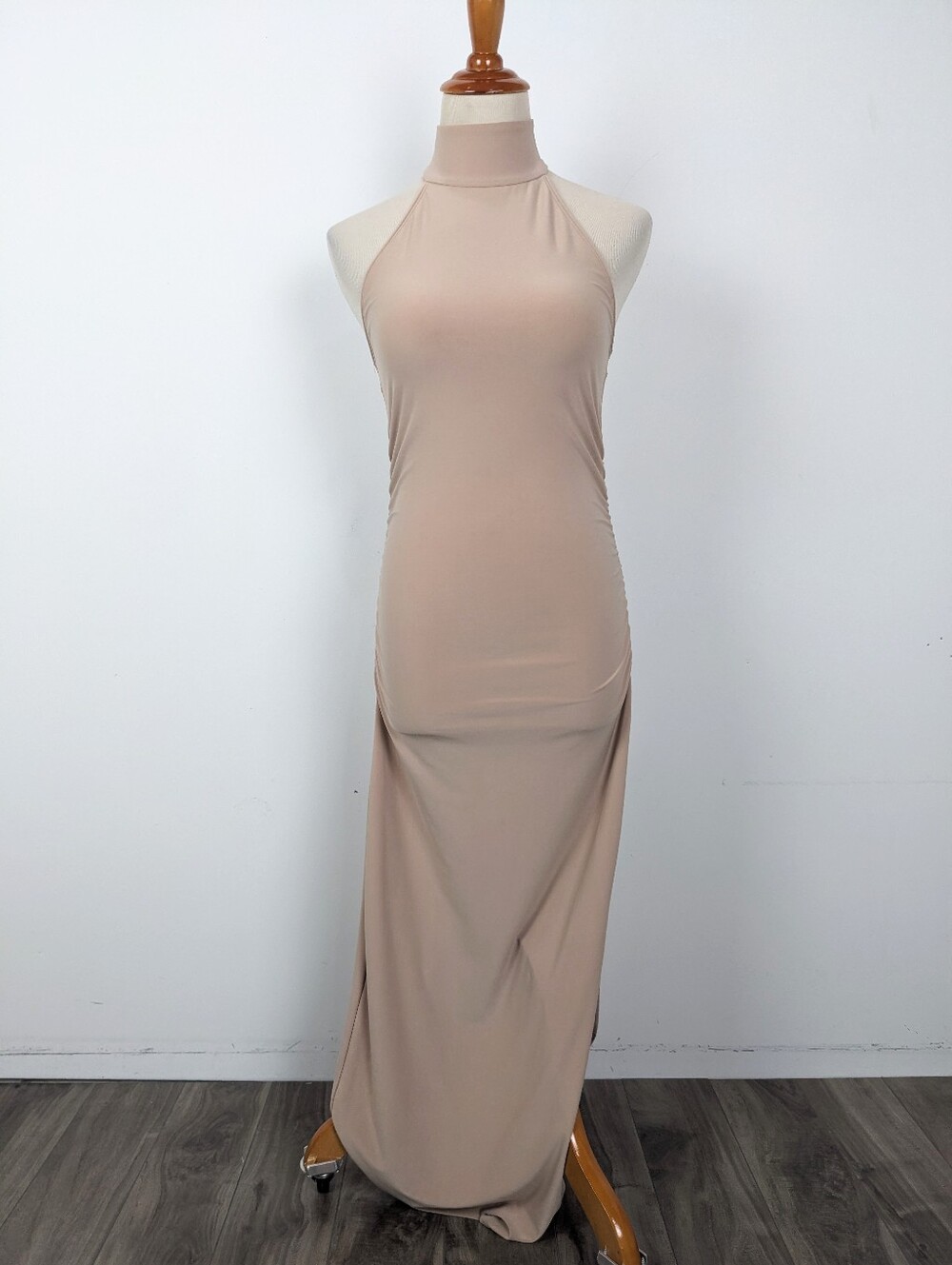Aritzia Wilfred Remedy Dress Size XS Ruched Cream Nude Maxi Dress Halter